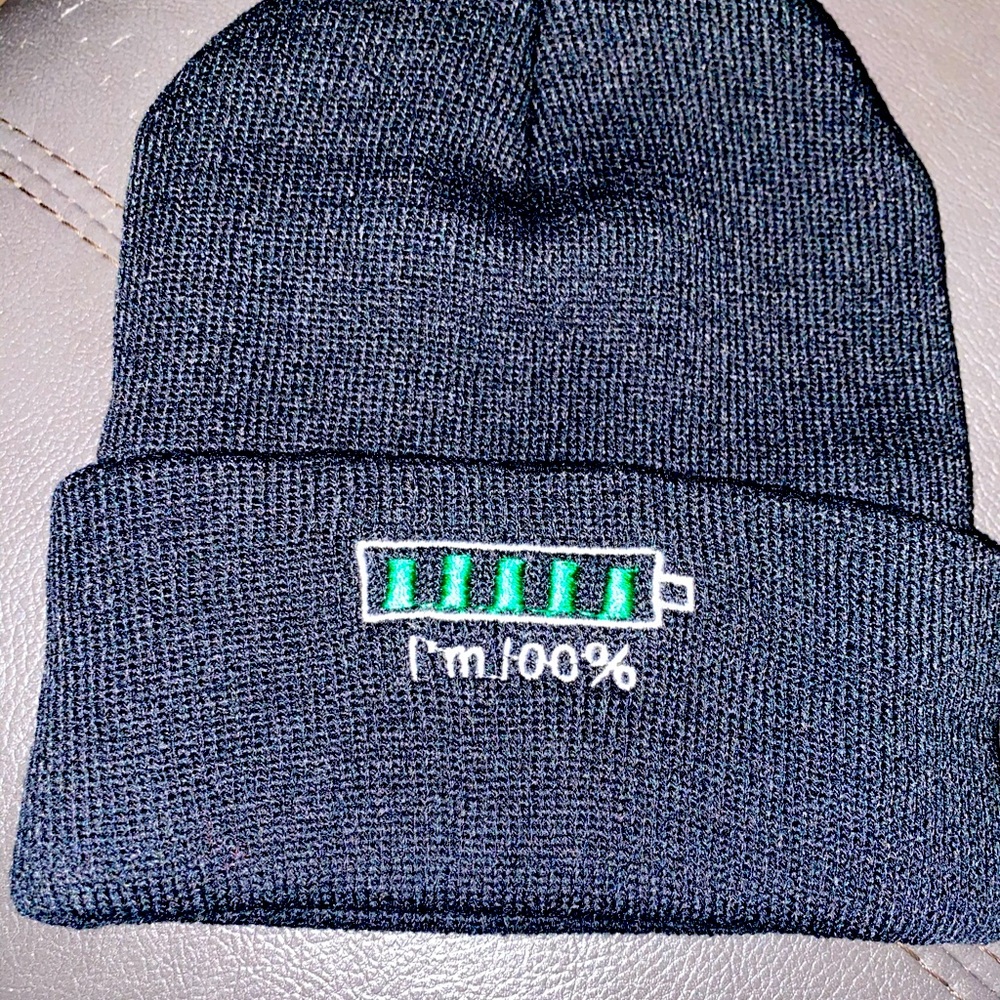 Trendy “I’m 100%” hat